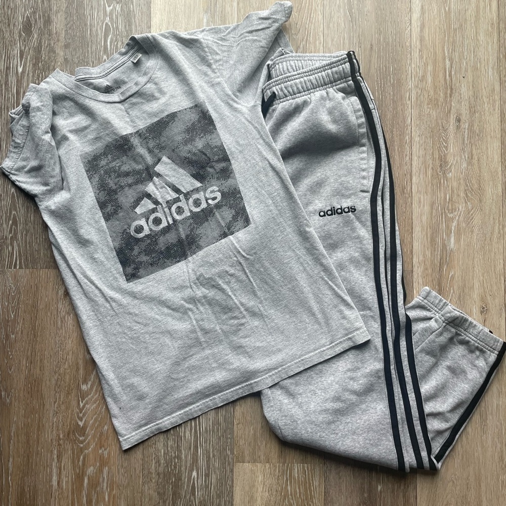 Adidas Kids Gray Sweatpants & Joggers Set